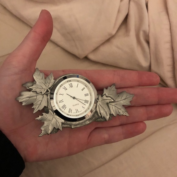 Mini handcrafted clock - Picture 2 of 3